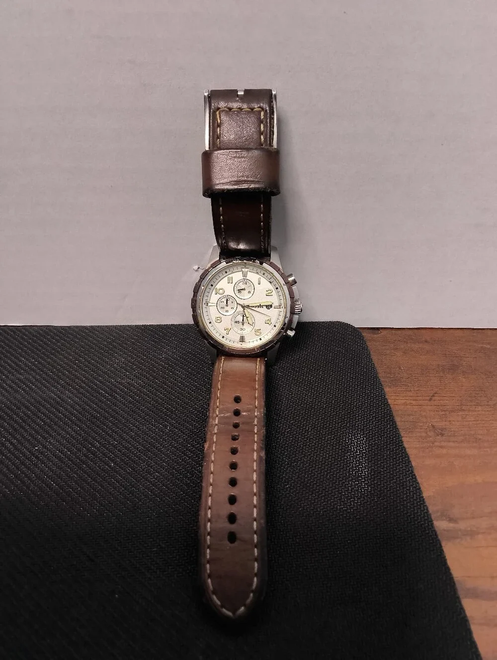 Fossil Chronograph Watch with Cream Dial and Brown Leather Strap FS5453